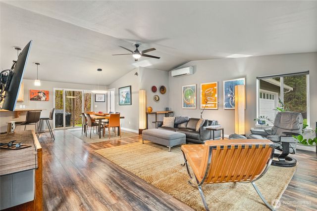 100 W Wivell Road, Shelton, WA 98584