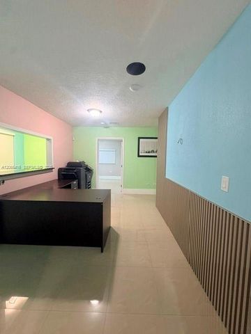3221 SW 107th Avenue, Miami, FL 33165