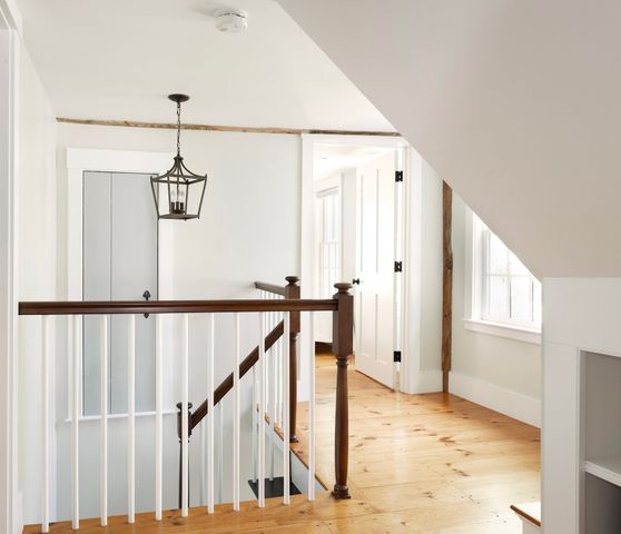 24 High St, Ipswich, MA 01938