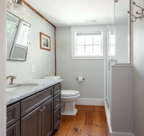 24 High St, Ipswich, MA 01938