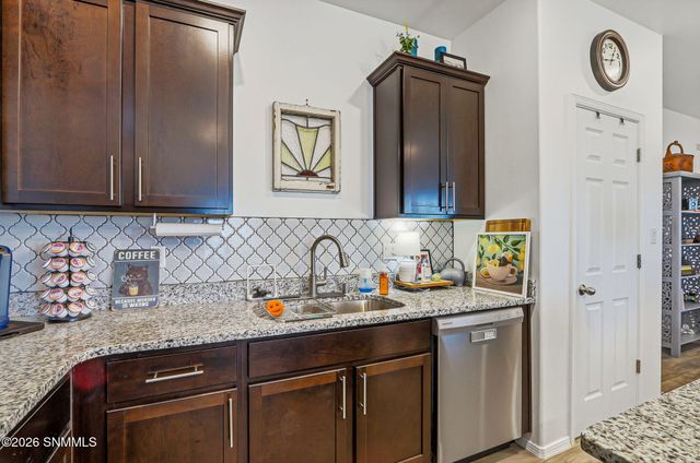 7030 Aretha Way, Las Cruces, NM 88012