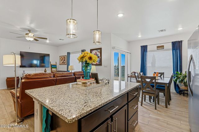 7030 Aretha Way, Las Cruces, NM 88012