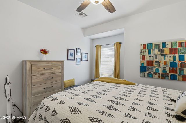 7030 Aretha Way, Las Cruces, NM 88012