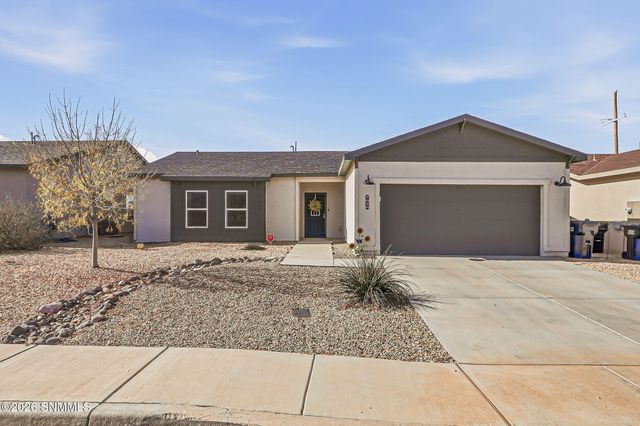 7030 Aretha Way, Las Cruces, NM 88012