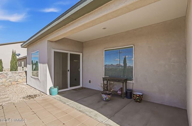 7030 Aretha Way, Las Cruces, NM 88012