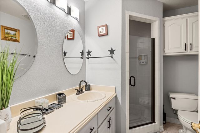 3917 Buena Vista Circle, Granbury, TX 76049
