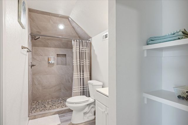 3917 Buena Vista Circle, Granbury, TX 76049