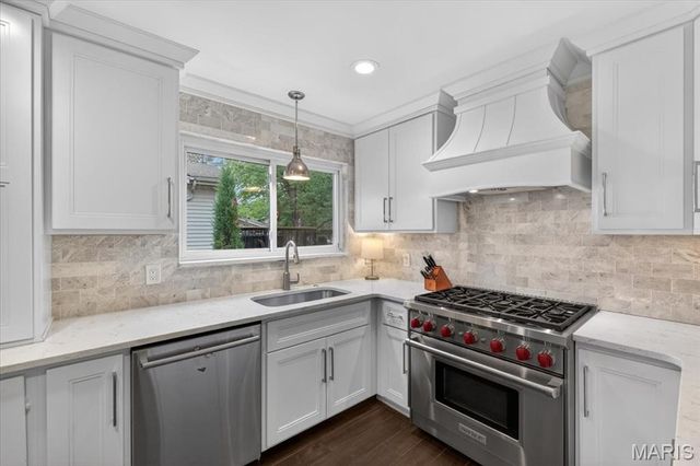 11904 Mattox Court, St Louis, MO 63131
