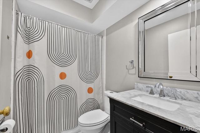 11904 Mattox Court, St Louis, MO 63131