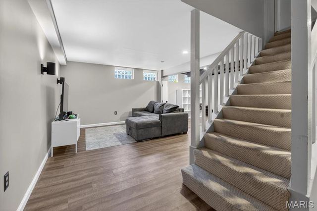 11904 Mattox Court, St Louis, MO 63131