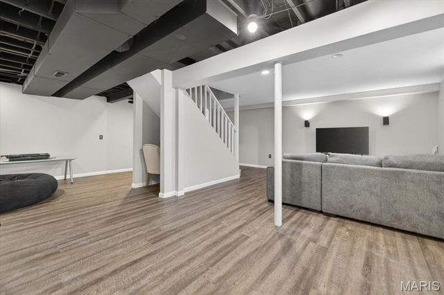 11904 Mattox Court, St Louis, MO 63131