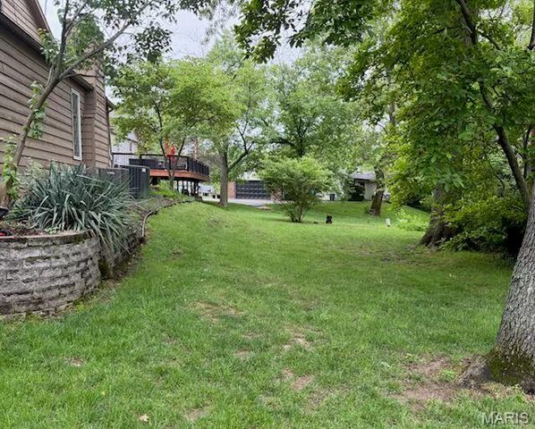 11904 Mattox Court, St Louis, MO 63131