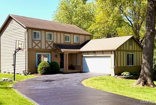 11904 Mattox Court, St Louis, MO 63131