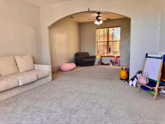 9905 Cardinal Street NW, Albuquerque, NM 87114