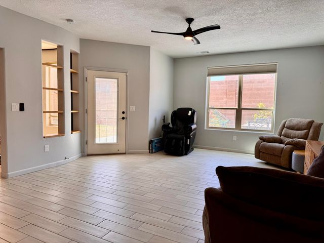 9905 Cardinal Street NW, Albuquerque, NM 87114