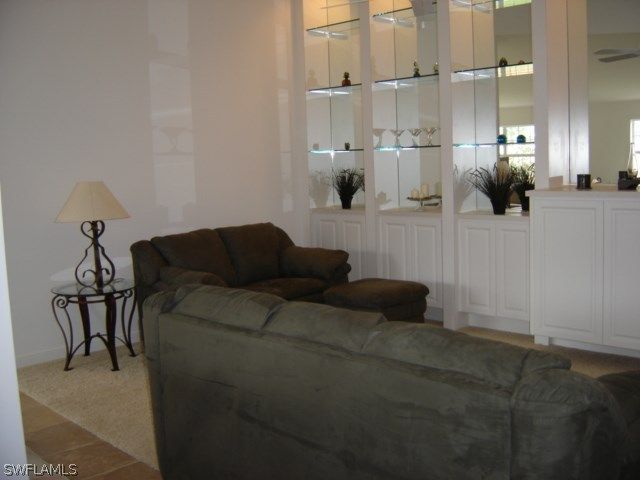 7450 EMILIA LN, Naples, FL 34114