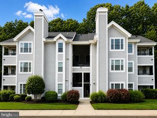 604 MOONGLOW RD #102, Odenton, MD 21113