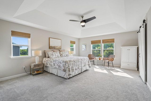 W242N5623 Peppertree DRIVE S, Sussex, WI 53089
