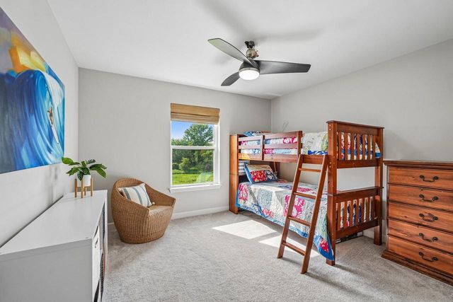 W242N5623 Peppertree DRIVE S, Sussex, WI 53089