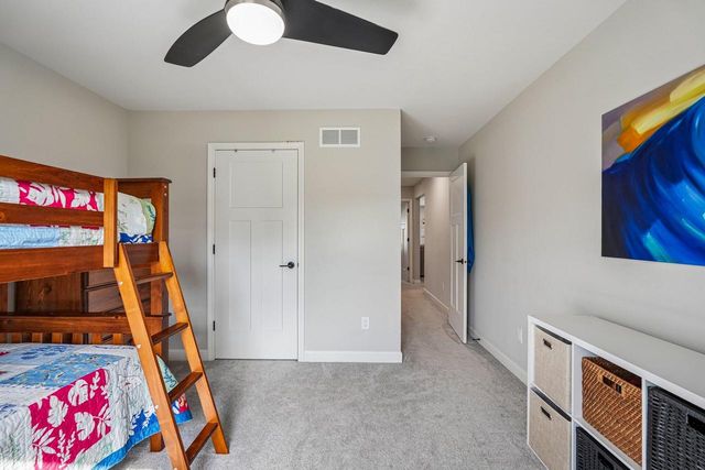 W242N5623 Peppertree DRIVE S, Sussex, WI 53089