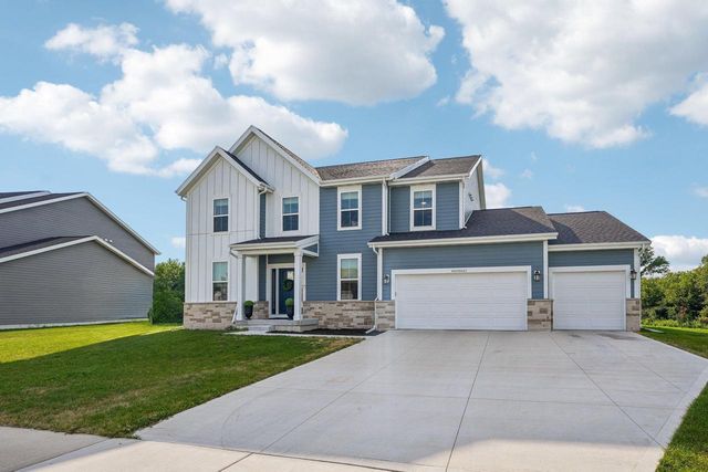 W242N5623 Peppertree DRIVE S, Sussex, WI 53089
