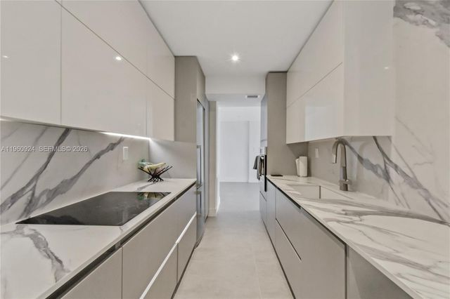 800 West Ave 421, Miami Beach, FL 33139