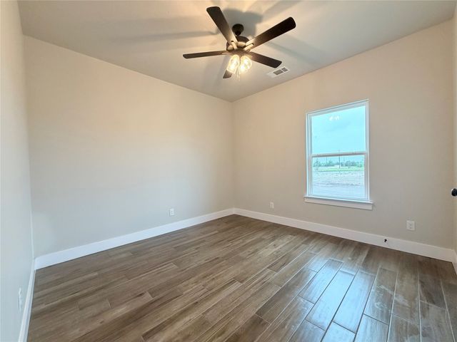 1013 Sabrina Court, Weatherford, TX 76085