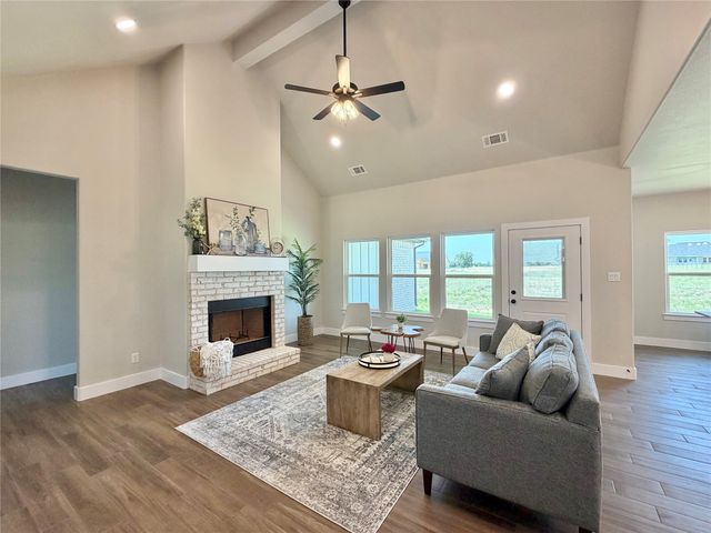1013 Sabrina Court, Weatherford, TX 76085