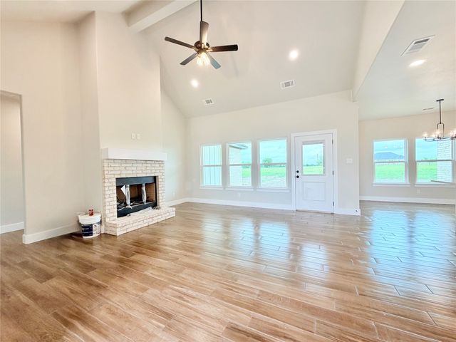 1013 Sabrina Court, Weatherford, TX 76085