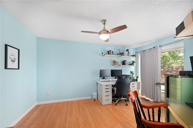 933 Williamsburg Circle, Warwick, RI 02886