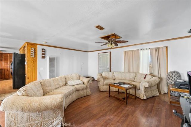 49225 West 45th ST West, Lancaster, CA 93536