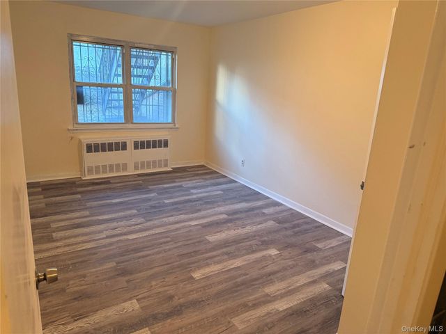 34-09 30th Street, Astoria, NY 11106