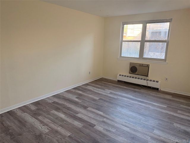 34-09 30th Street, Astoria, NY 11106