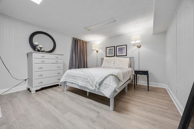 142 Aberdeen Court, Geneva, IL 60134