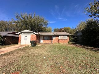 813 Rolling Meadows Boulevard, Oklahoma City, OK 73110