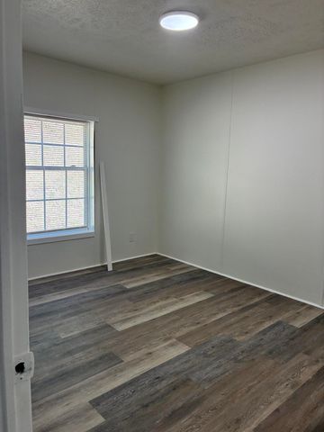 872 S Dogwood Drive, Berea, KY 40403