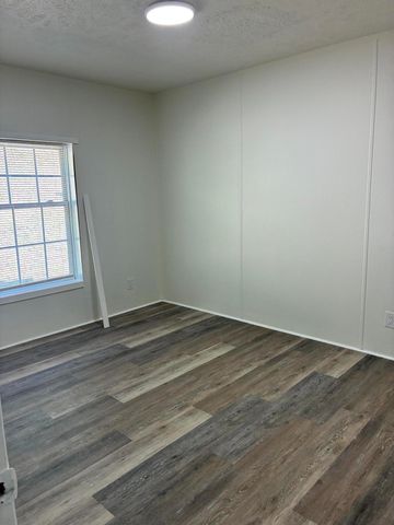 872 S Dogwood Drive, Berea, KY 40403