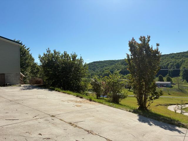 872 S Dogwood Drive, Berea, KY 40403