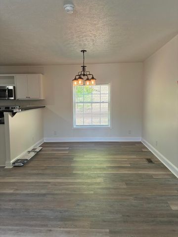 872 S Dogwood Drive, Berea, KY 40403