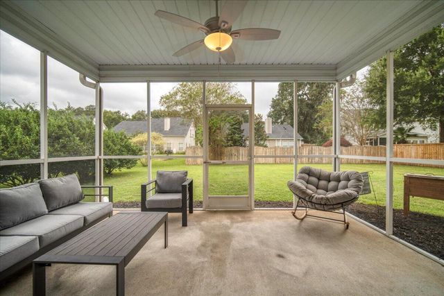 135 Corral Circle, Summerville, SC 29485