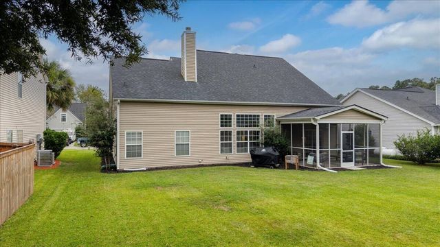 135 Corral Circle, Summerville, SC 29485