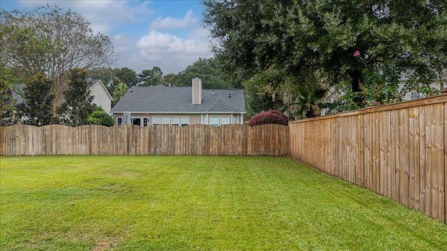 135 Corral Circle, Summerville, SC 29485