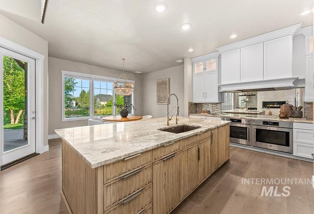 754 S Lone Hollow Way, Eagle, ID 83616