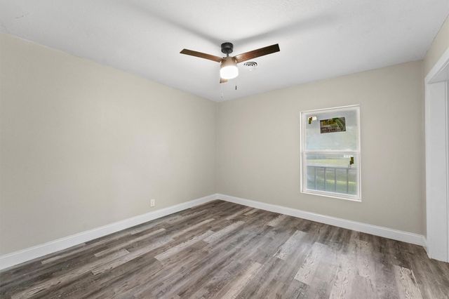 1405 Palm Street, La Marque, TX 77568