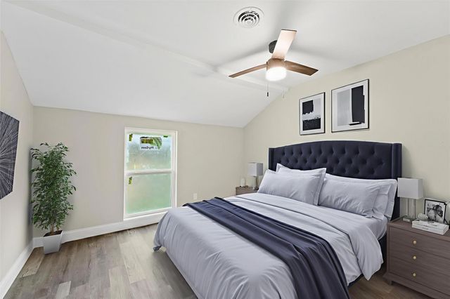 1405 Palm Street, La Marque, TX 77568
