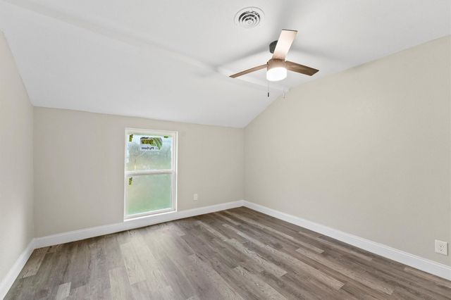 1405 Palm Street, La Marque, TX 77568
