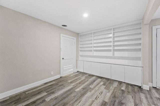 1405 Palm Street, La Marque, TX 77568