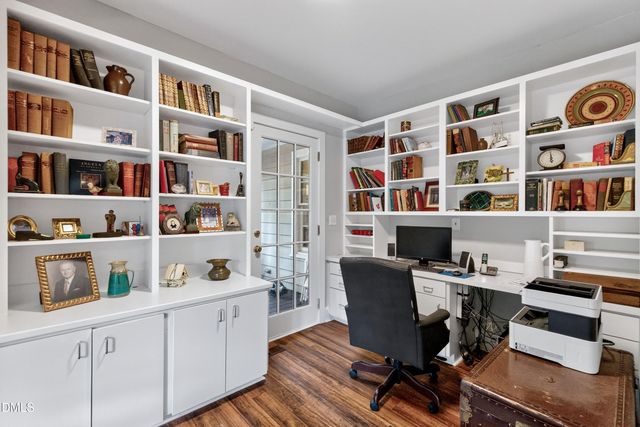 306 Hillcrest Road, Raleigh, NC 27605