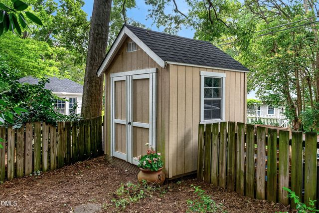 306 Hillcrest Road, Raleigh, NC 27605