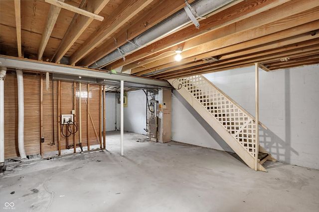 1935 Bridgton Court, Indianapolis, IN 46219